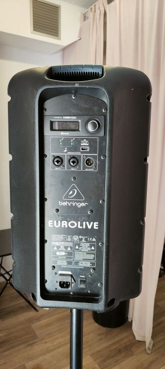 Autoamplificado Eurolive BX12 1000w - Image2