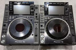 2x Pioneer DJ CDJ-2000NXS2 - Imagen