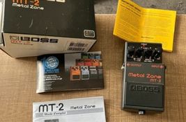 BOSS MT-2 Metal Zone Effetto distorsione chitarra - Immagine