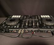 Pioneer DDJ-800
 - Bild