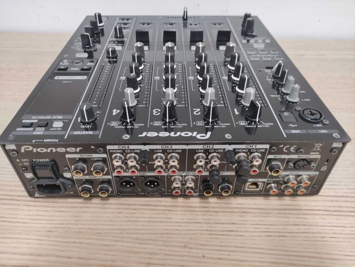 Pioneer DJ DJM-900 Nexus - Imagen4