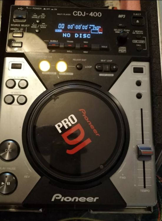 CDJ-400 x2 - Imagen por defecto