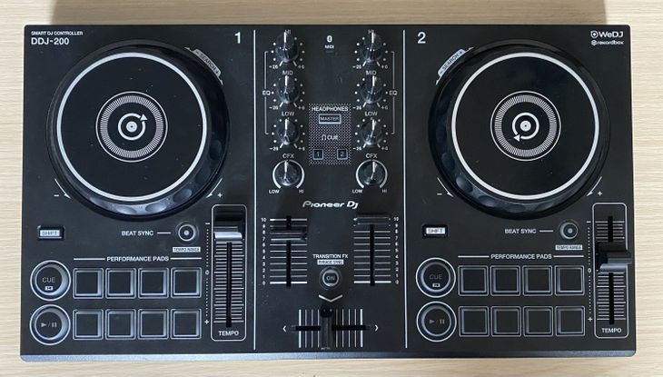 Vendo controller ddj-200 - Imagen por defecto