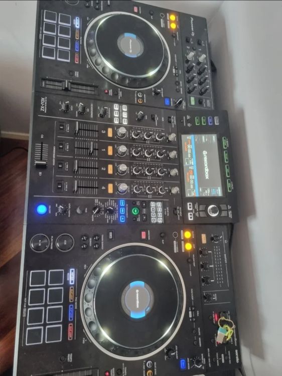 Pioneer Xdj Xz + Decksaver - Imagen por defecto