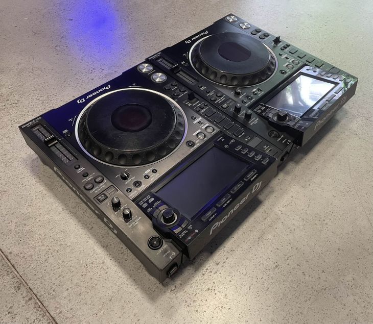 2X Pioneer DJ CDJ 2000 NXS2 - Image3