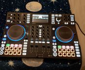 Consola de DJ - Gemini SDJ4000
 - Imagen