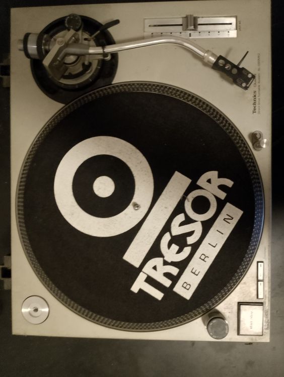 Technics SL 1200 M2 + Cápsula y aguja Ortofon S DJ - Imagen2