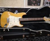 Fender Stratocaster Am Standard
 - Image