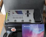 Mooer GE1000 Multi-Effects
 - Image