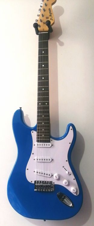 Guitarra eléctrica Ayson stratocaster azul - Imagen por defecto