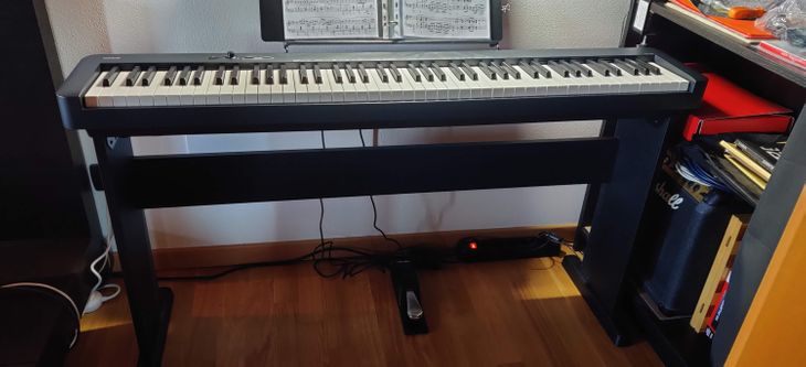 Pianoforte digitale Casio CDP-S100 + stand CS-46 - Imagen por defecto