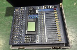 Yamaha 01V96 + Flight Case + Alimentación - Bild