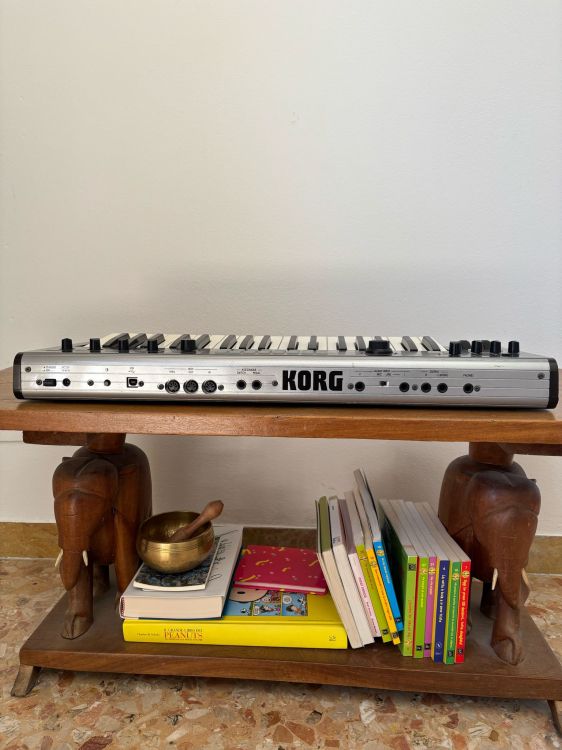 KORG R3 - Image2