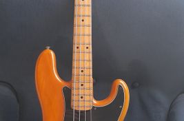 Bajo Fender Precision de 1975 - Imagen
