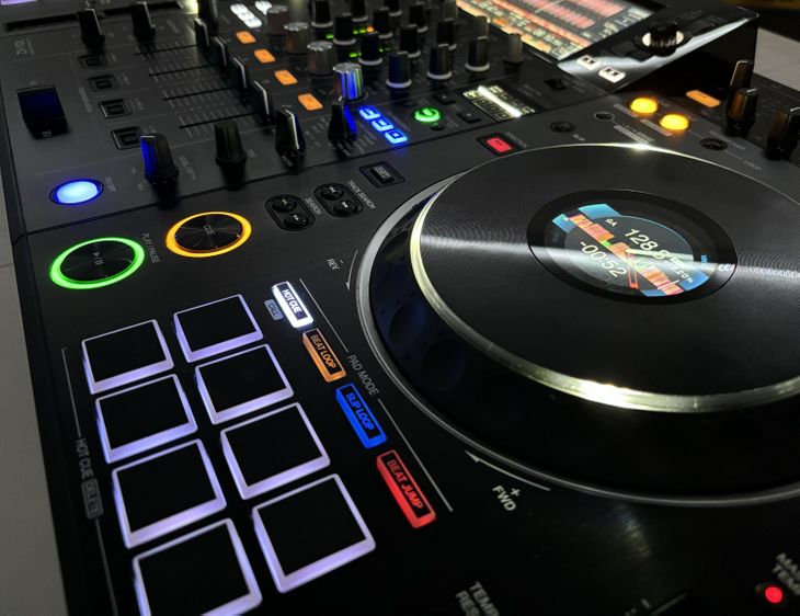 Pioneer XDJ-XZ - Imagen por defecto