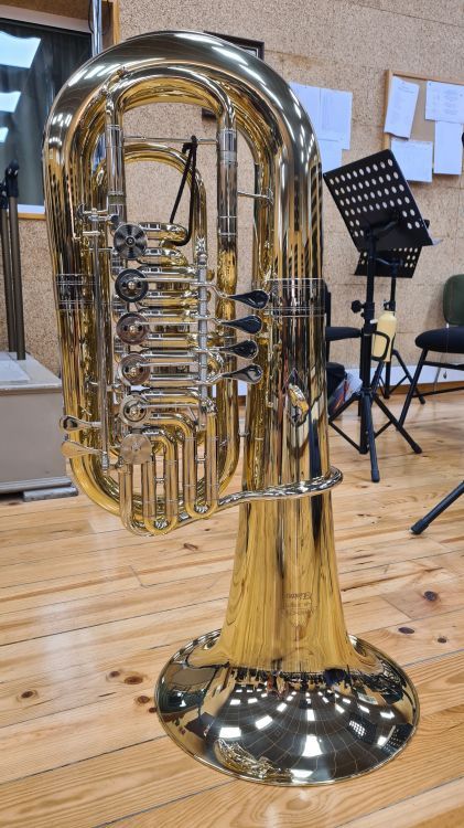 Tuba Miraphone Elektra - Imagen2