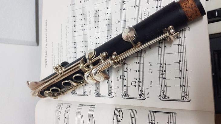 Vendo Clarinete - Imagen por defecto