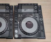 2x Pioneer CDJ-2000 Nexus
 - Image