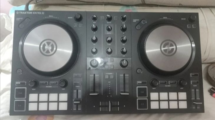 TRAKTOR KONTROL S2 MK3 - Bild5