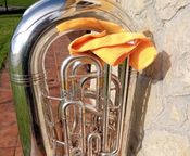 Tuba Yamaha 631 Mibemol
 - Bild