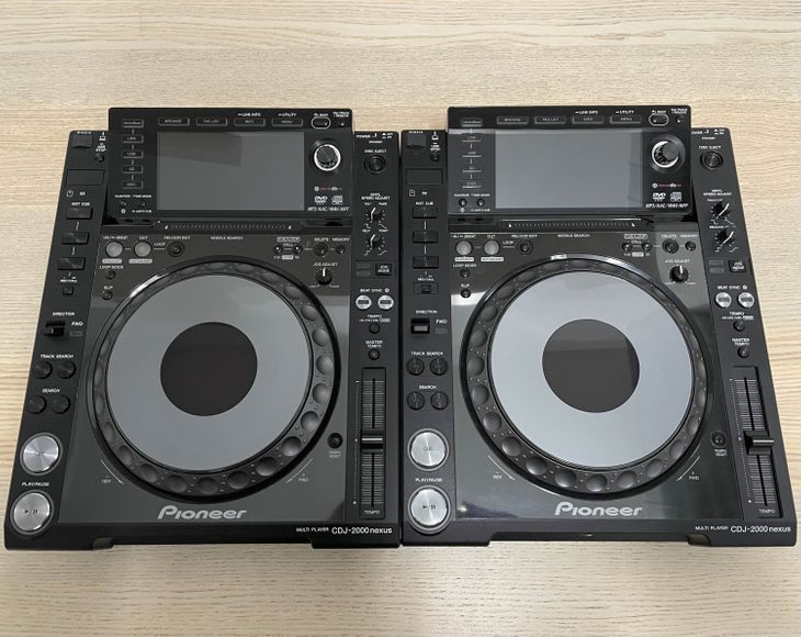 2x Pioneer CDJ-2000 Nexus - Imagen por defecto