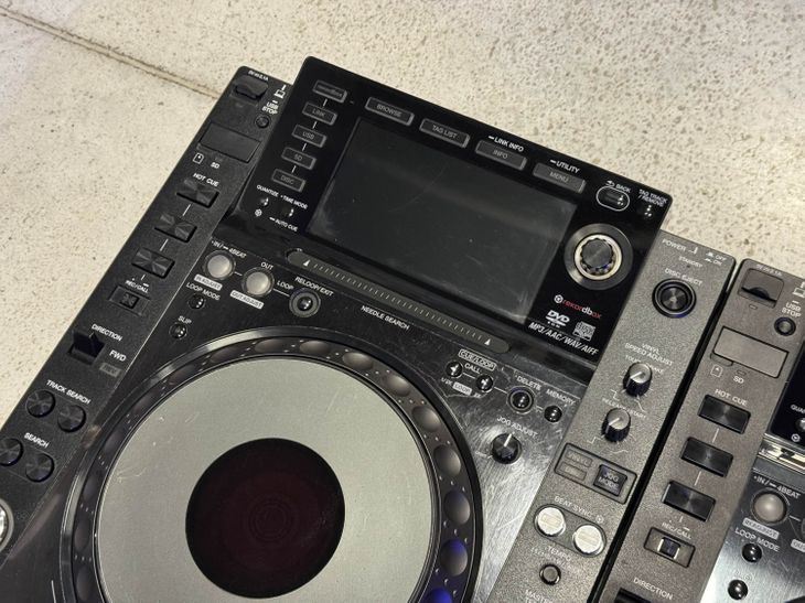 2X Pioneer CDJ-2000 Nexus - Imagen3