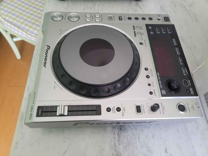 Vendo cdj 850 silver - Imagen por defecto