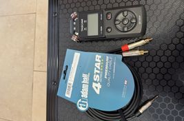 Vendo TASCAM DR-05XP + 3.5 M Jack x RCA Adam Hall - Image