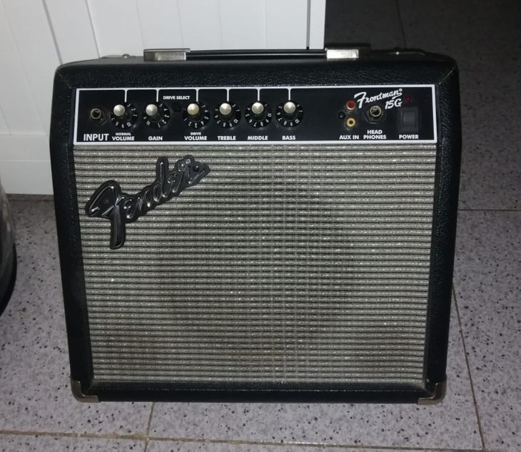 Ampli Fender Frontman 15G - Imagen por defecto