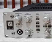 PREVIO VÁLVULAS AVALON VT-737 SP - Immagine