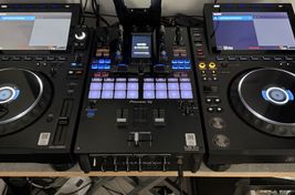 2 Cdj 3000x et 1 Djm s11 - Bild
