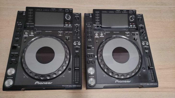 2x Pioneer CDJ-2000 Nexus - Imagen por defecto