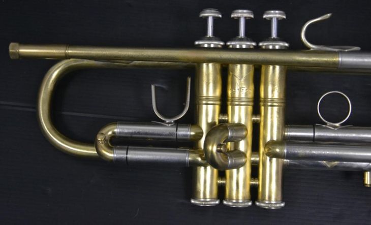 Trompeta Bach Stradivarius pabellón 37 RawBrass - Imagen3
