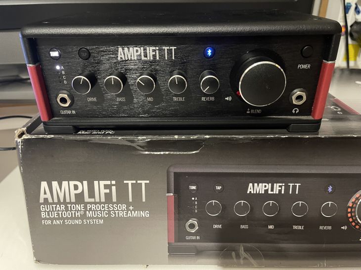 LINE6 AMPLIFi TT + Apple iPhone6s PLUS - Imagen2