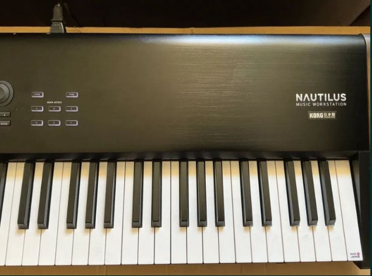 Korg Nautilus-88 Workstation Keyboard - Imagen por defecto