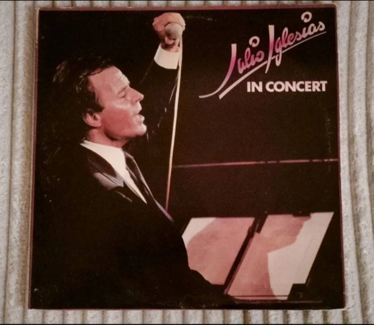 Julio Iglesias Doble vinilo 12" In concert - Imagen4