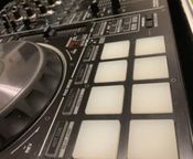 Pioneer ddj rz
 - Imagen