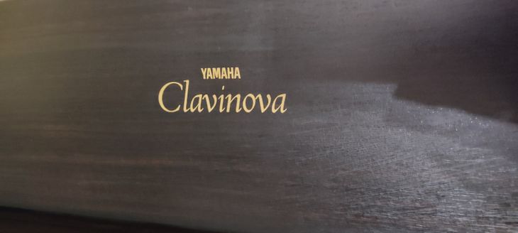 Clavinova CLP311 - Imagen5