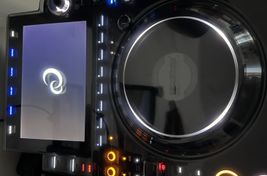 2 cdj 3000x et 1 djm s11 - Bild