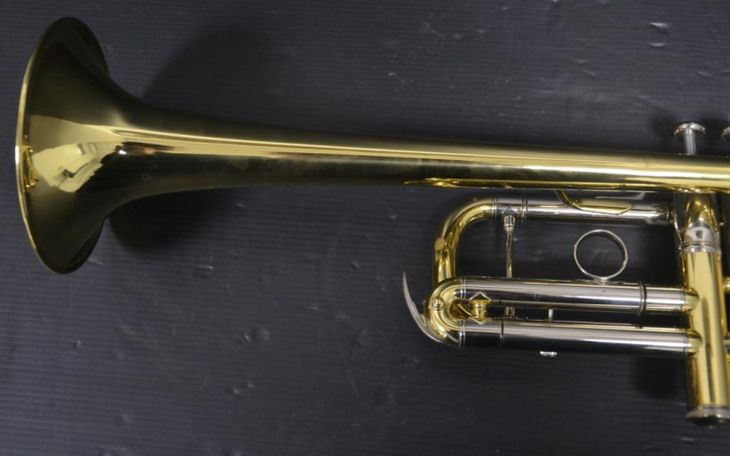 Trompeta en DO Yamaha Xeno 8445 lacada - Image6