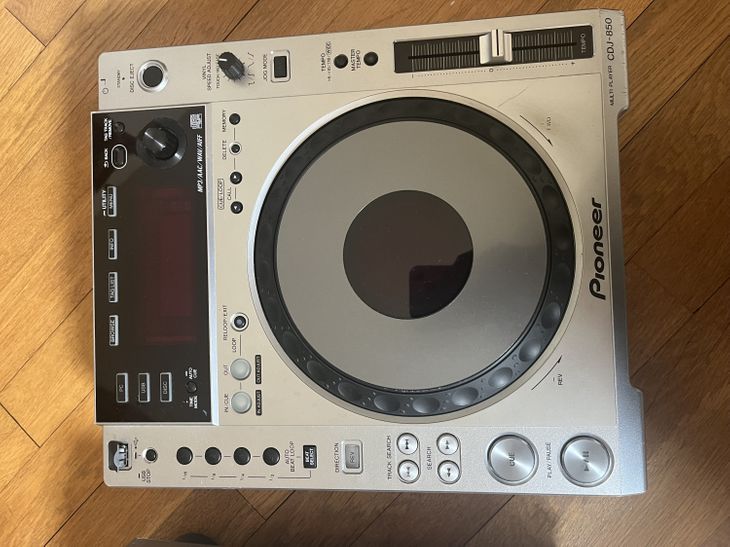 Pioneer CDJ 850 - Image4