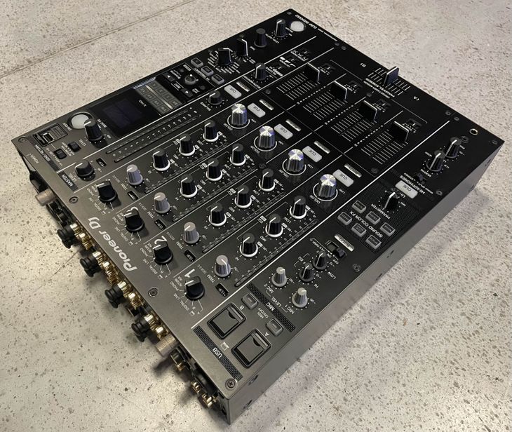 Pioneer DJ DJM-900 Nexus 2 - Imagen4