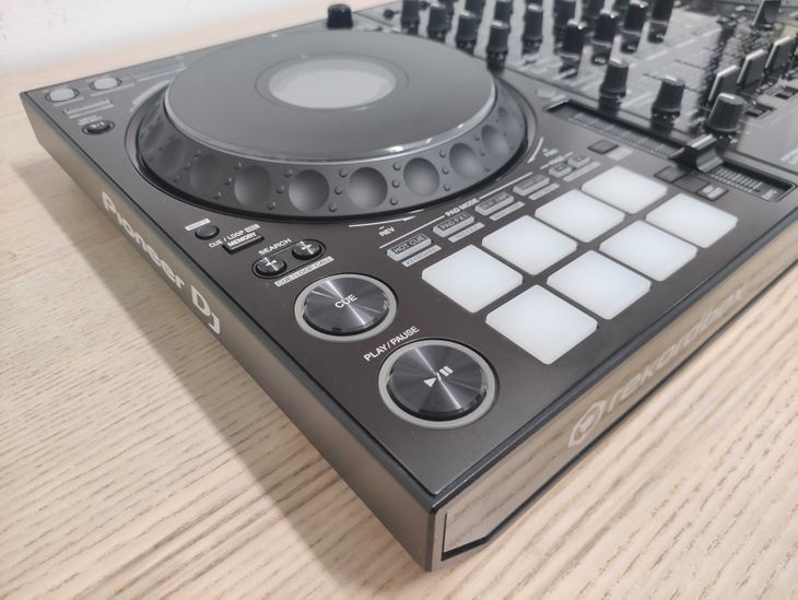 Pioneer DJ DDJ-1000 con decksaver - Immagine2