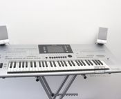 Yamaha Tyros 3 Workstation
 - Image