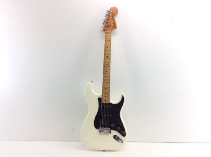 Fender Stratocaster 1979 - Hauptbild der Anzeige