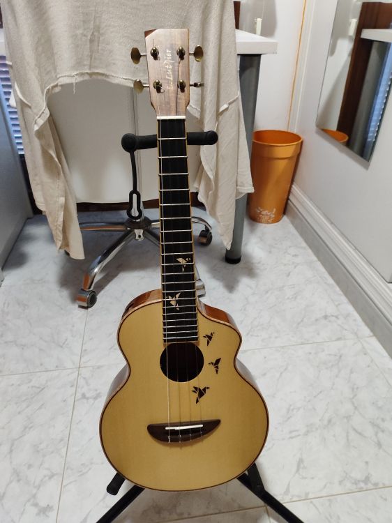 Ukelele tenor L.Luthier, modelo Aca - Immagine2