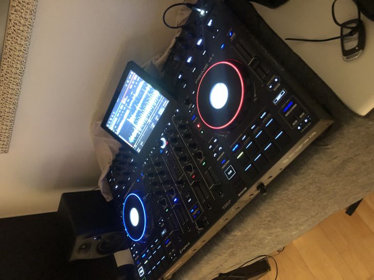 Denon Prime 4 Plus nueva - Imagen6