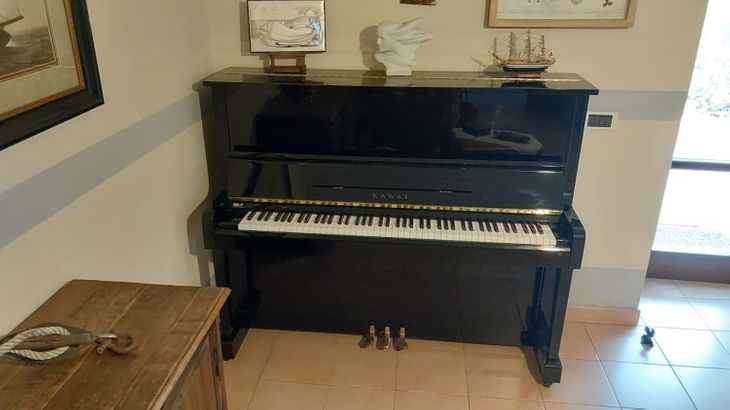 Pianoforte Kawai verticale - Immagine6