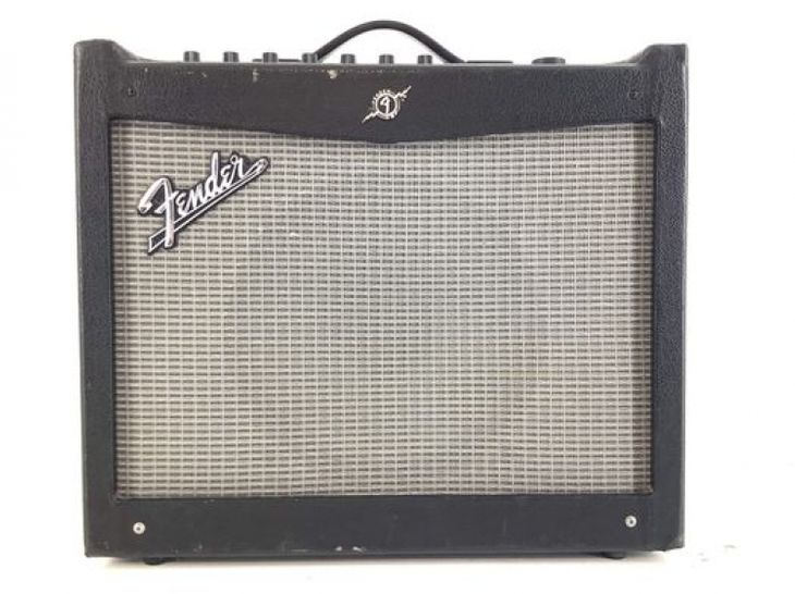 Fender Mustang III v2 - Immagine dell'annuncio principale