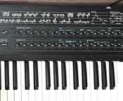 YAMAHA DX7 II D + Yamaha PSR E323 (GRATUIT)
 - Image